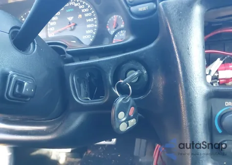 2002 Chevrolet Corvette from USA, damaged, VIN 1G1YY32G225108870